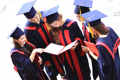 Nguy cơ khủng hoảng thừa đại học